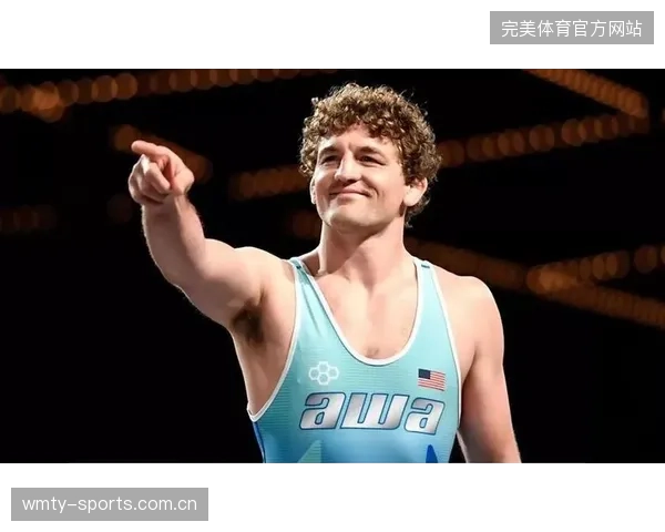 UFC团队强化摔法训练，选手抗压表现全面提升